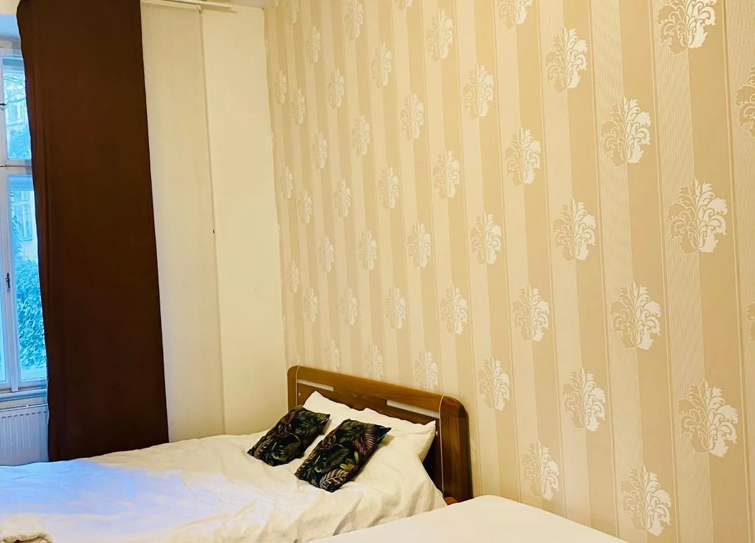 Hotel Room In Praha 2 Square Csehország